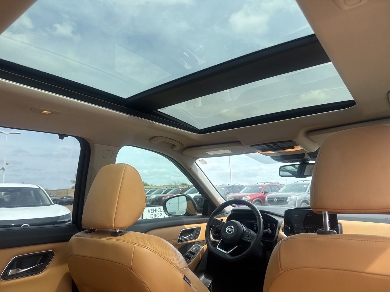 Used 2021 Nissan Rogue Platinum image 28