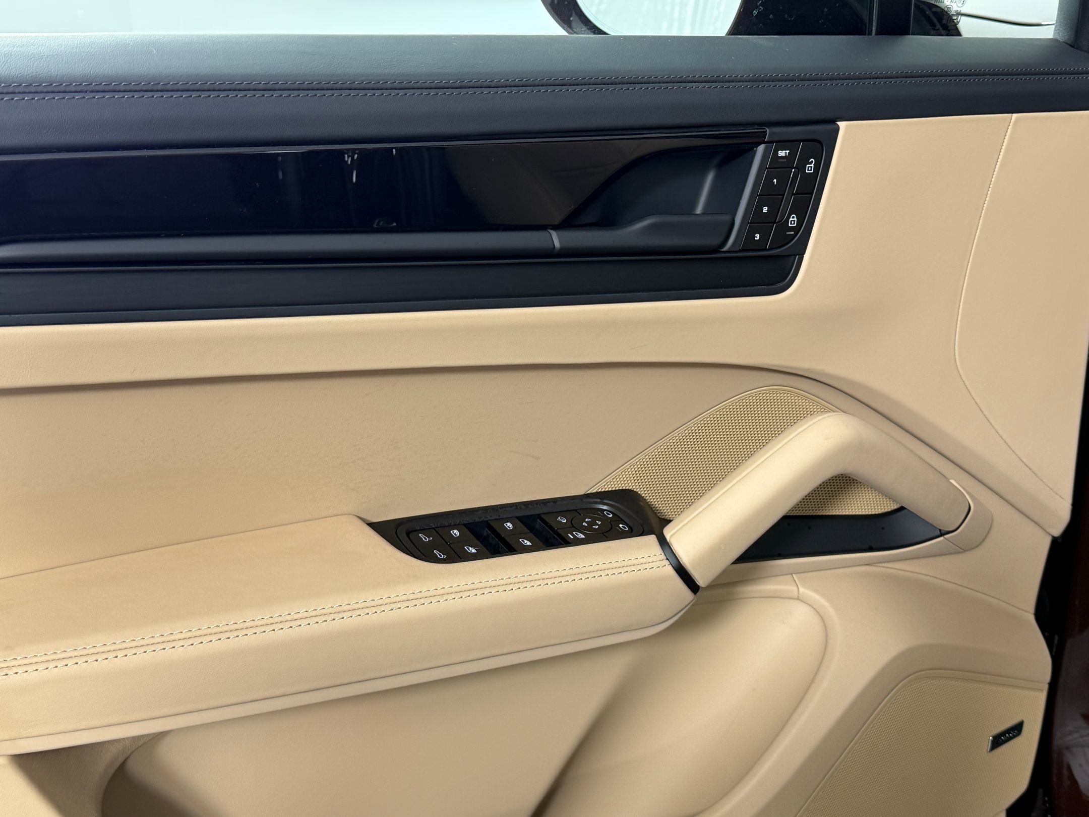 New 2026 Porsche Cayenne GTS image 14