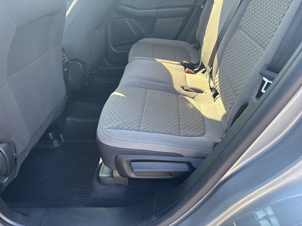 Used 2022 Ford Escape SE w/ Cold Weather Package image 23