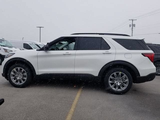 New 2026 Ford Explorer Active w/ Active Comfort Package AWD/4WD image 7