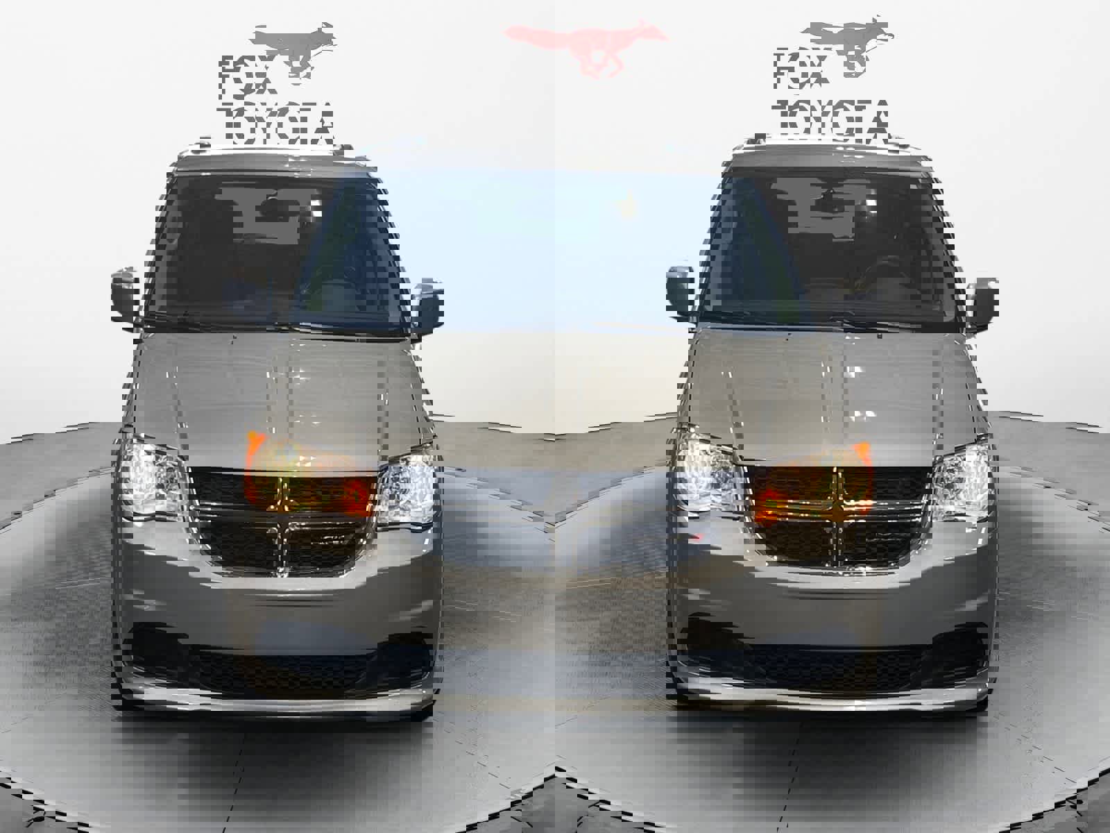 Used 2015 Dodge Grand Caravan SXT w/ UConnect Hands-Free Group image 9