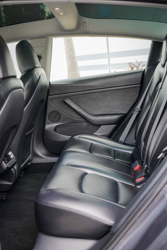 Used 2023 Tesla Model 3 Standard Range RWD image 13