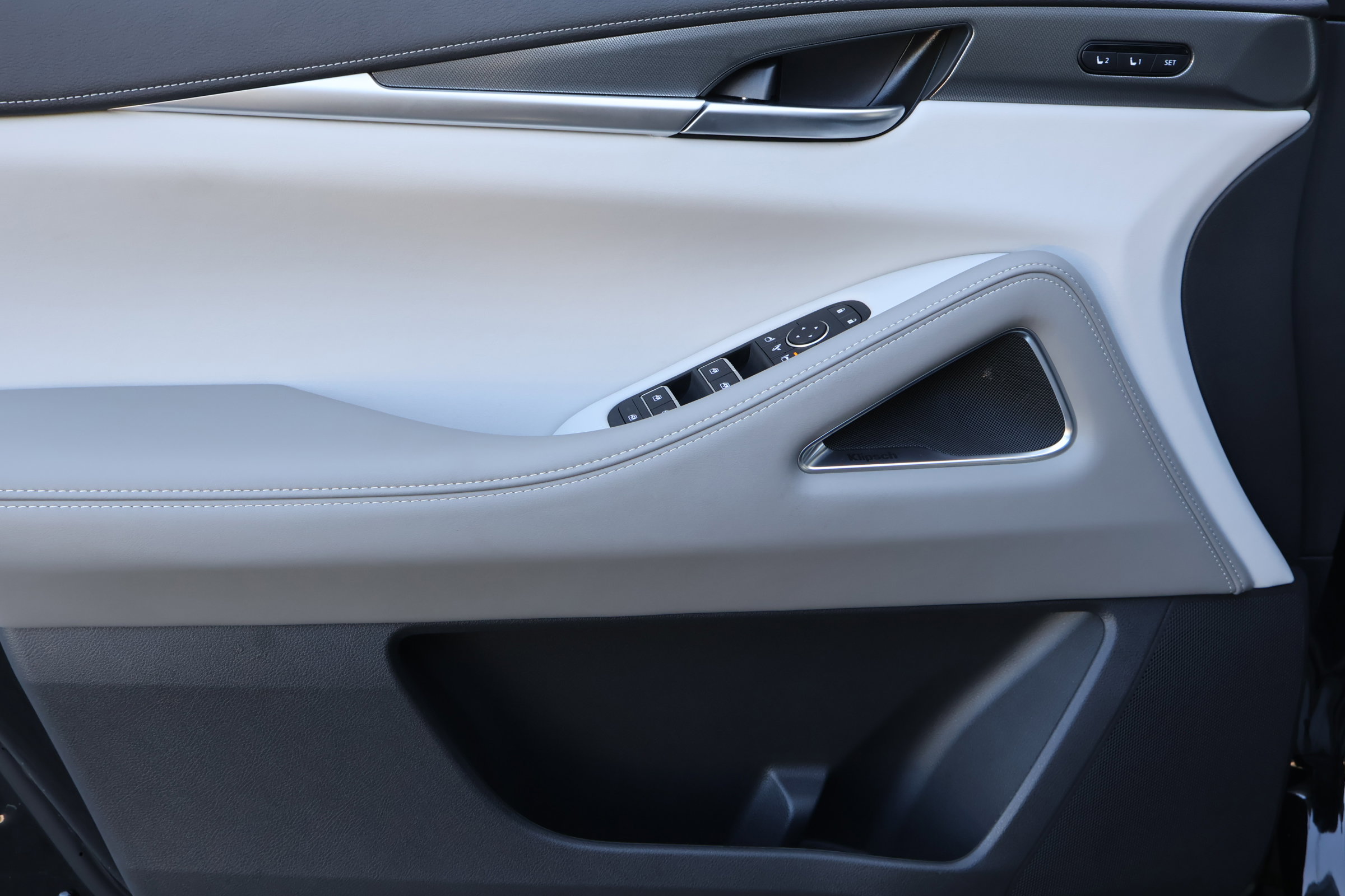 Used 2026 INFINITI QX60 Luxe w/ Cargo Package image 15