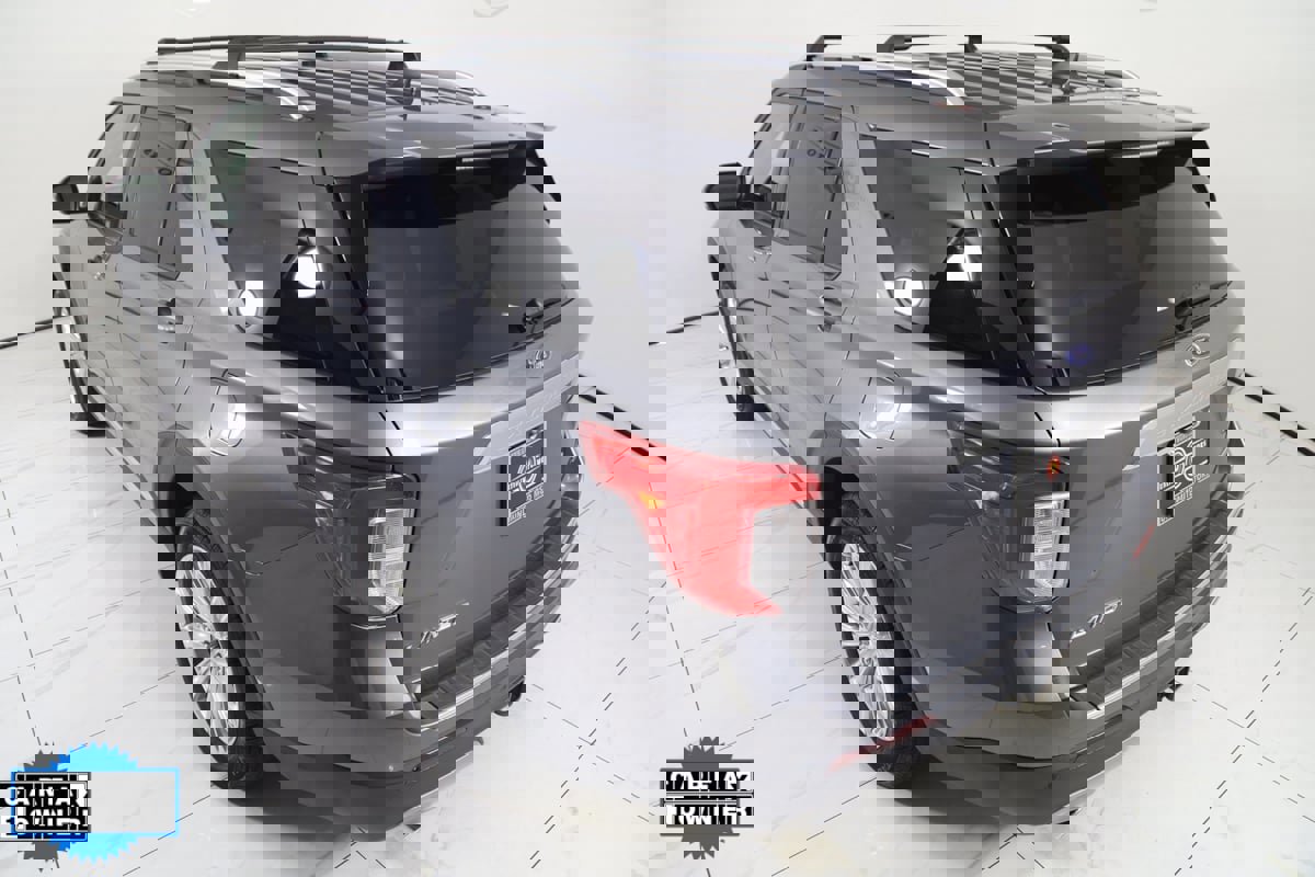 Used 2022 Ford Explorer Limited w/ Hybrid Equipment Group 310A image 26