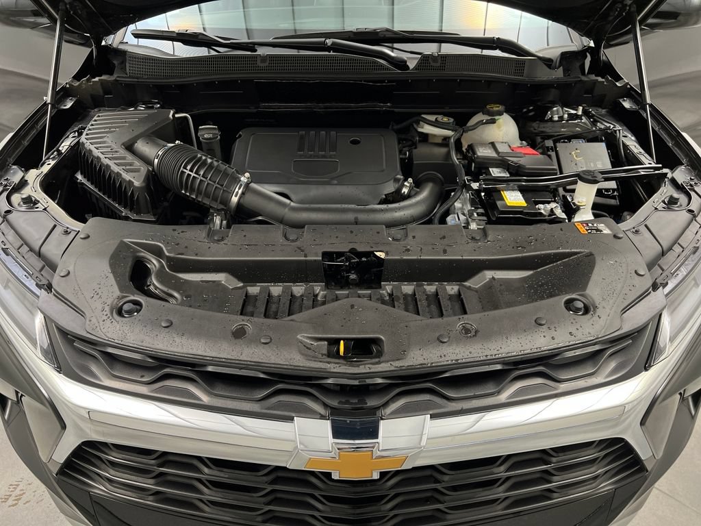 Used 2025 Chevrolet Blazer LT FWD image 73