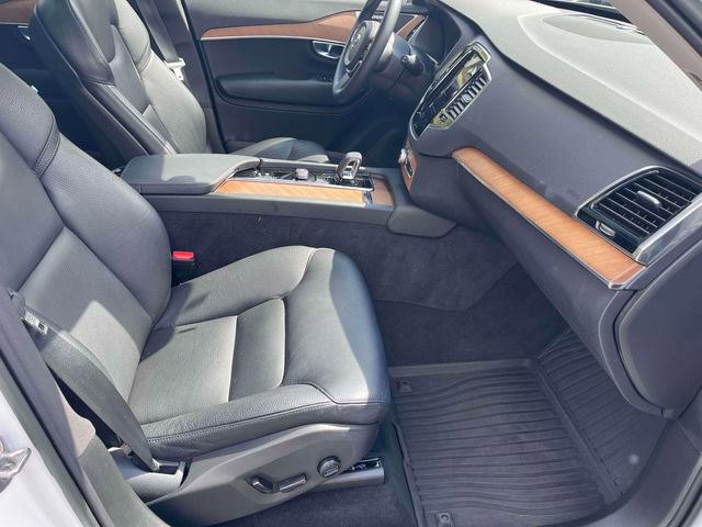 Used 2023 Volvo XC90 B6 Plus w/ Protection Package AWD/4WD image 17