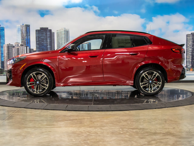 New 2026 BMW X2 xDrive28i w/ Technology Package AWD/4WD image 6