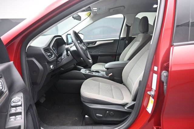 Used 2022 Ford Escape SE w/ SE Sport Appearance Package FWD image 18