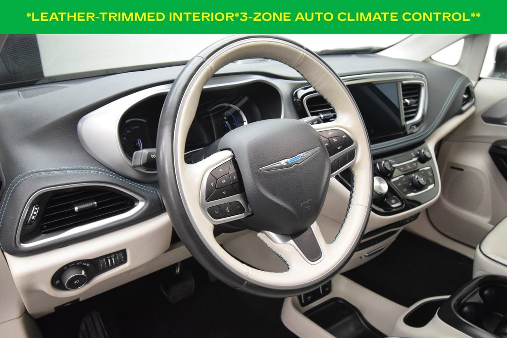 Used 2020 Chrysler Pacifica Limited FWD image 15