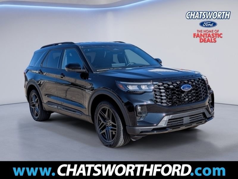 Used 2025 Ford Explorer ST-Line w/ ST-Line Street Pack image 1