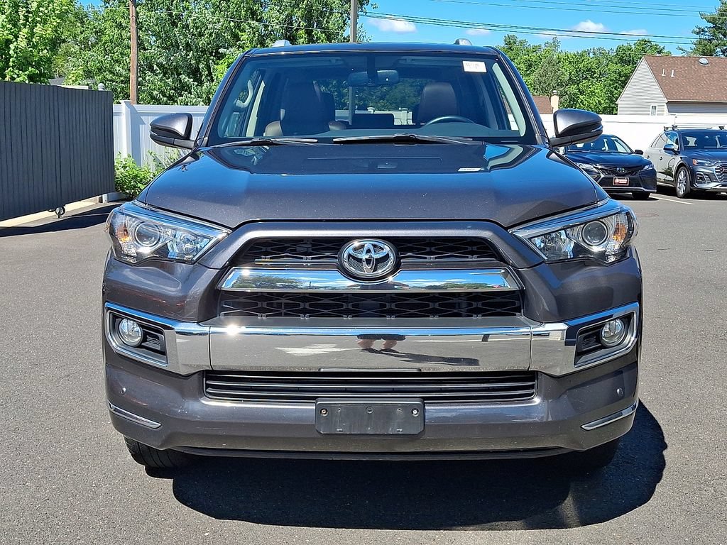 Used 2018 Toyota 4Runner Limited AWD/4WD image 2