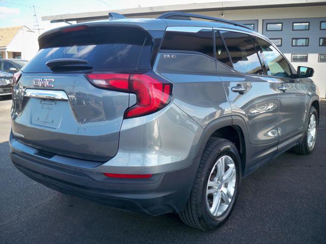 Used 2019 GMC Terrain SLE w/ Driver Convenience Package image 3