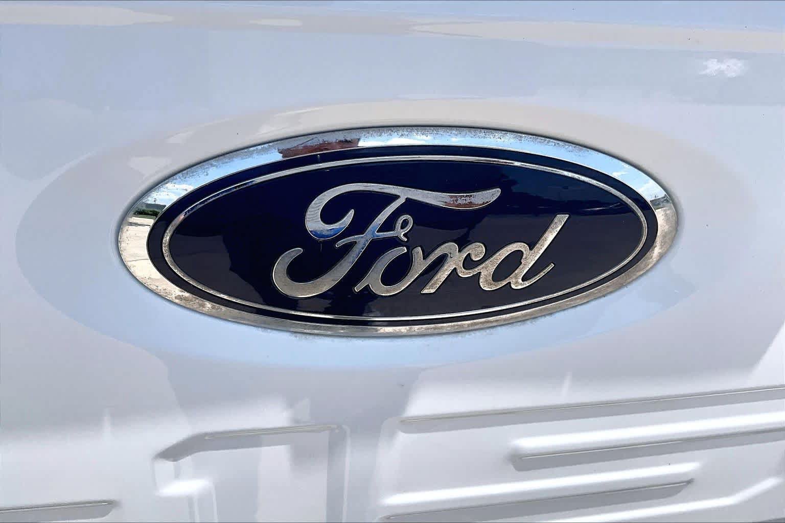 Certified 2022 Ford F150 XLT w/ Equipment Group 301A Mid AWD/4WD image 31