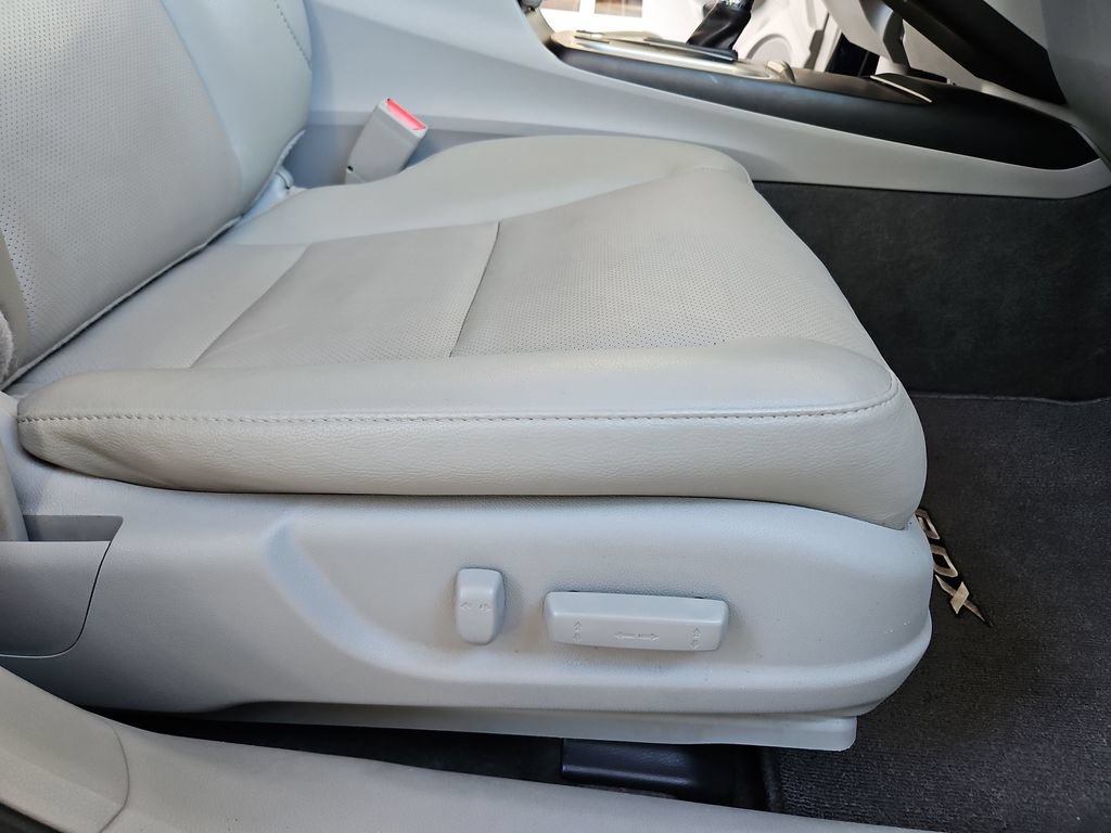 Used 2018 Acura RDX w/ Technology Package FWD image 27