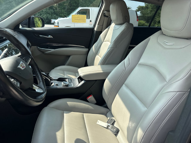 Certified 2023 Cadillac XT4 Luxury w/ Driver Awareness Package AWD/4WD image 36