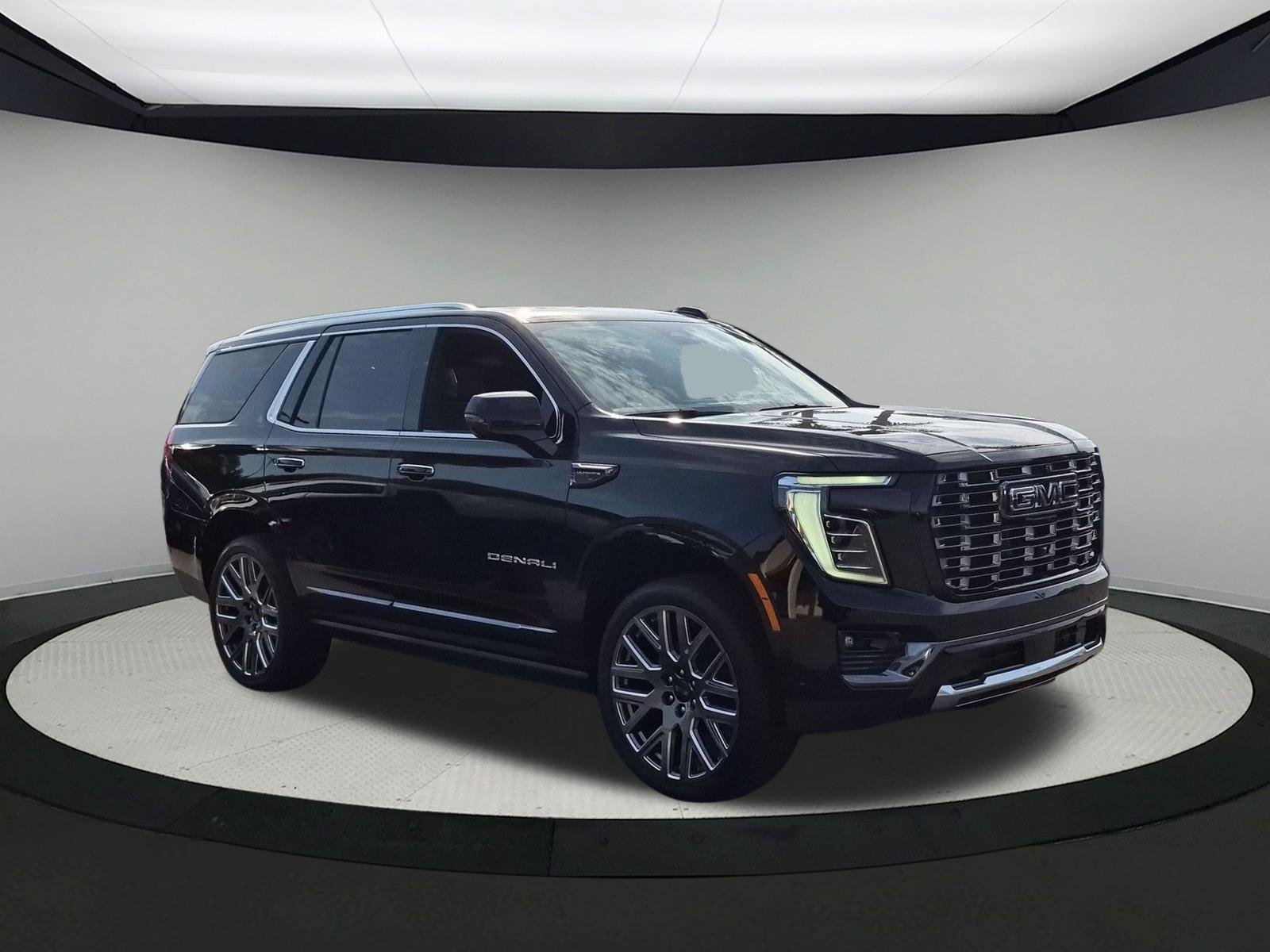New 2026 GMC Yukon Denali Ultimate w/ LPO, Floor Liner Package AWD/4WD image 7