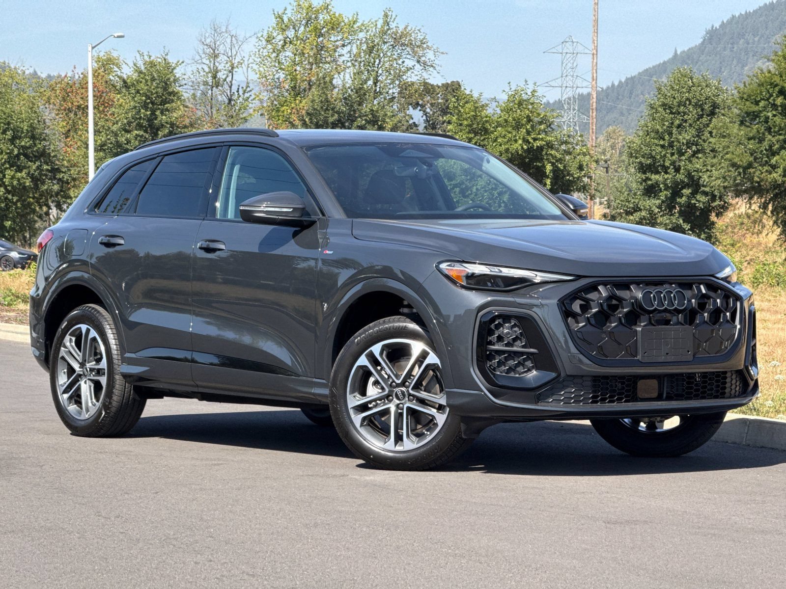 New 2026 Audi Q5 2.0T AWD/4WD image 1