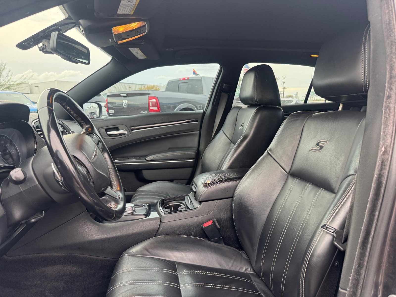 Used 2018 Chrysler 300 S w/ 300S Premium Group image 12