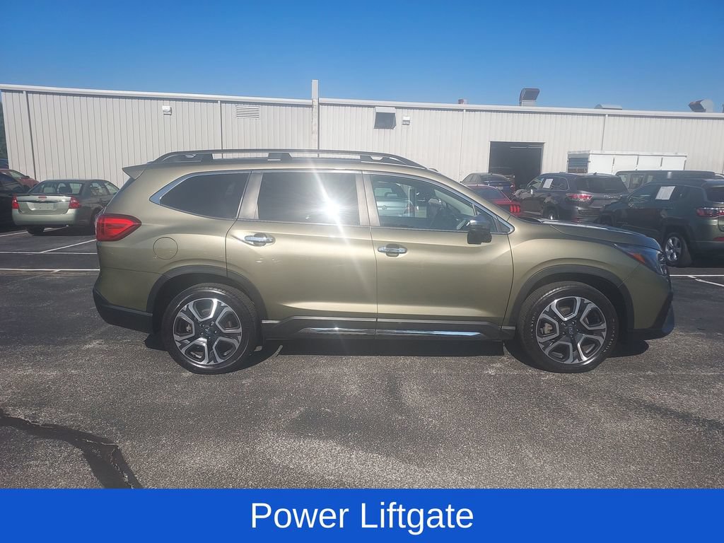 Used 2023 Subaru Ascent Touring AWD/4WD image 8