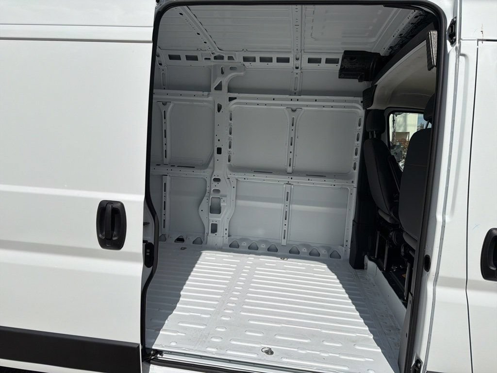 New 2026 RAM ProMaster 2500 w/ Safety Group FWD image 8
