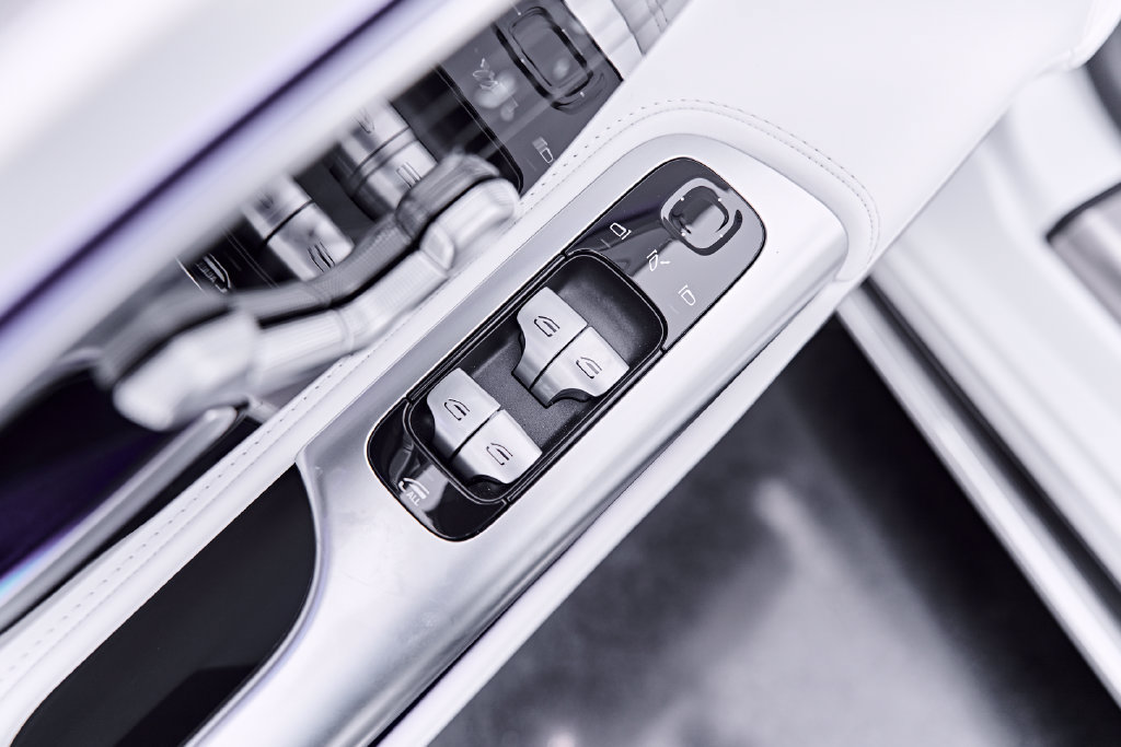 Used 2026 Mercedes-Benz Maybach SL 680 image 47