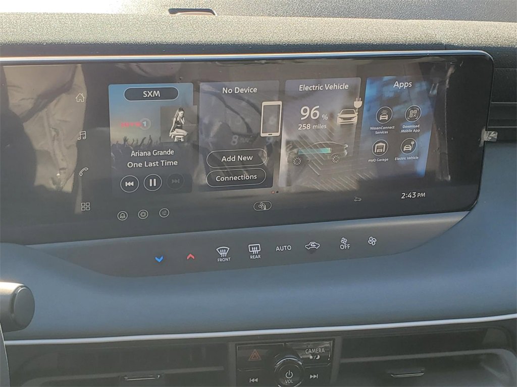 New 2026 Nissan Leaf image 18