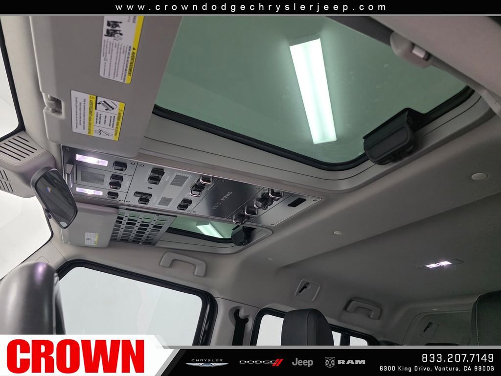 Used 2024 INEOS Grenadier AWD/4WD image 28
