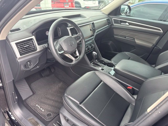 Used 2022 Volkswagen Atlas SE FWD image 6