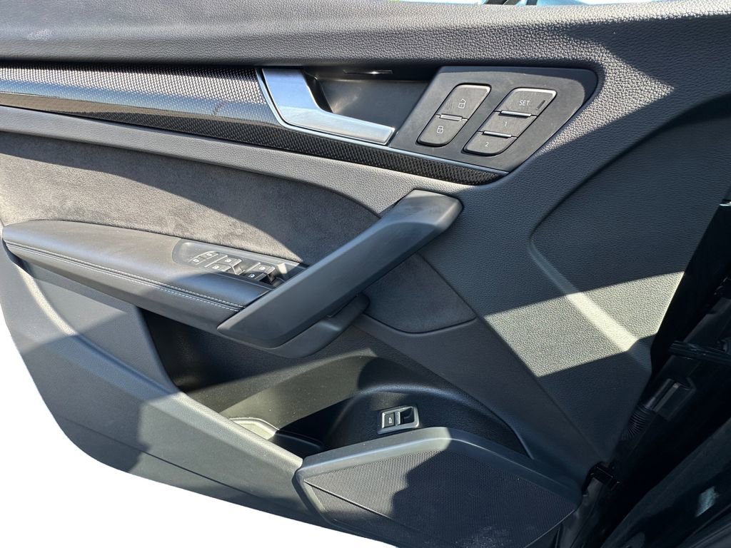 Used 2022 Audi SQ5 Premium Plus image 11