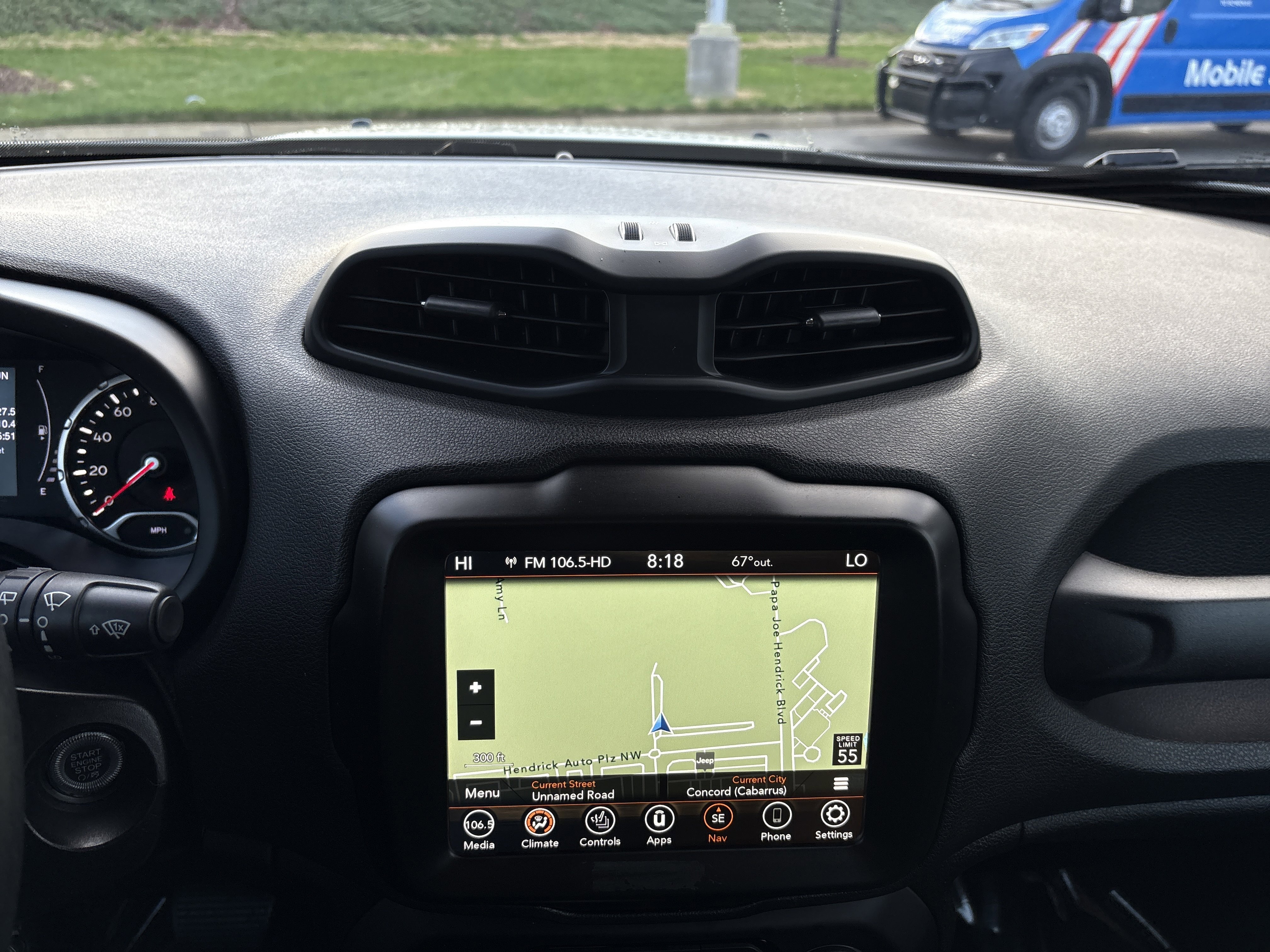 Certified 2023 Jeep Renegade Latitude w/ Premium Group image 29