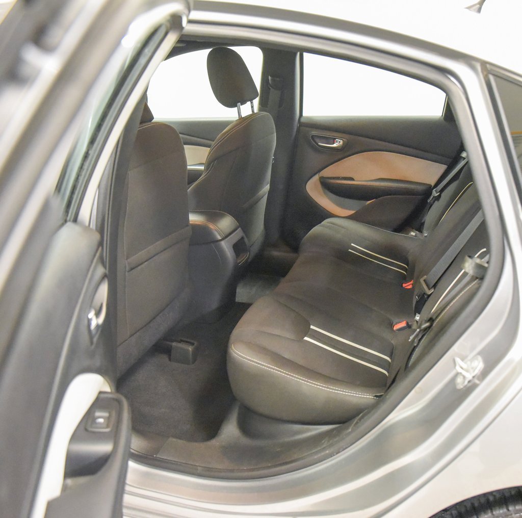 Used 2014 Dodge Dart SXT image 11