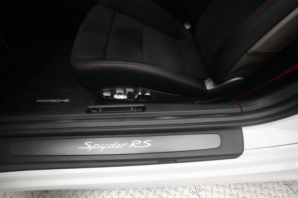 Certified 2025 Porsche 718 Boxster Spyder RS RWD image 11
