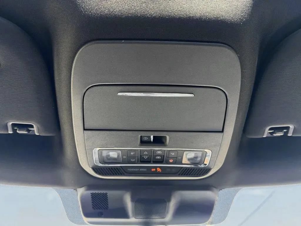 Used 2023 Ford F150 Lariat w/ Equipment Group 502A High AWD/4WD image 21