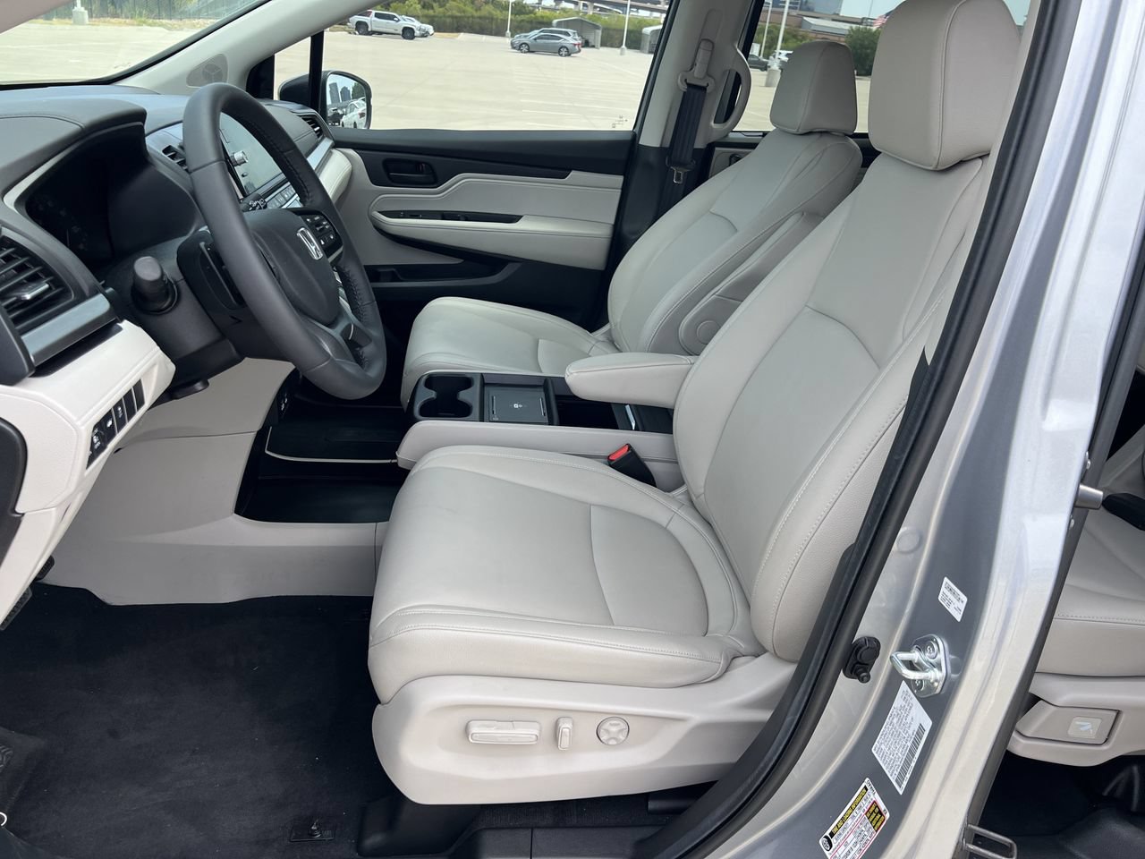 Used 2026 Honda Odyssey EX-L image 5