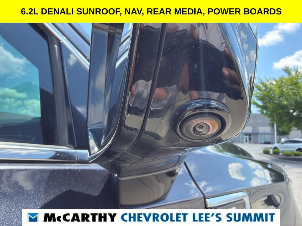 Used 2023 GMC Yukon XL Denali w/ Denali Reserve Package AWD/4WD image 18