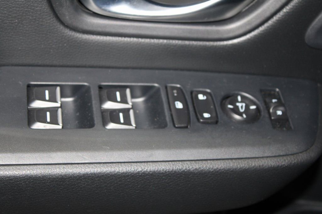 Used 2023 Honda Pilot Touring image 10