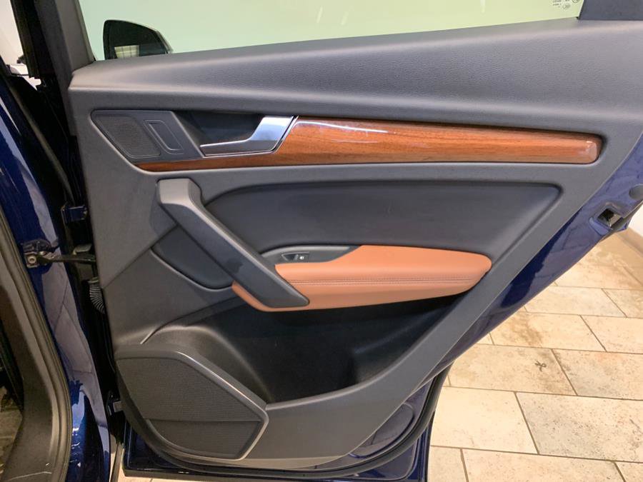 Used 2022 Audi Q5 2.0T Premium Plus w/ Premium Plus Package image 56