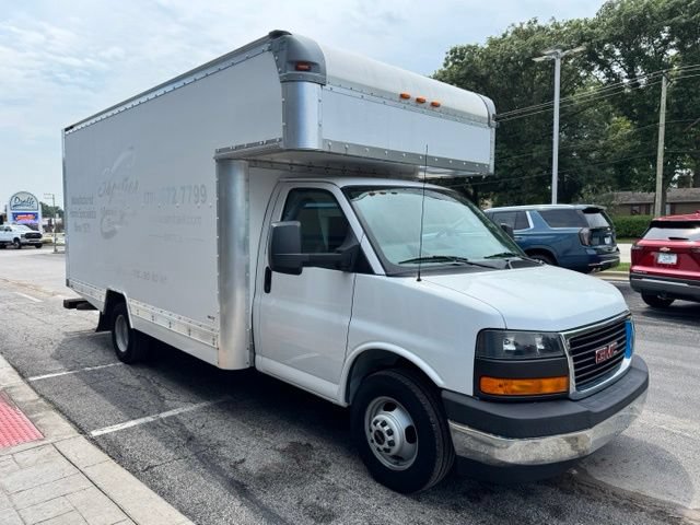 Used 2017 GMC Savana 3500 RWD image 3