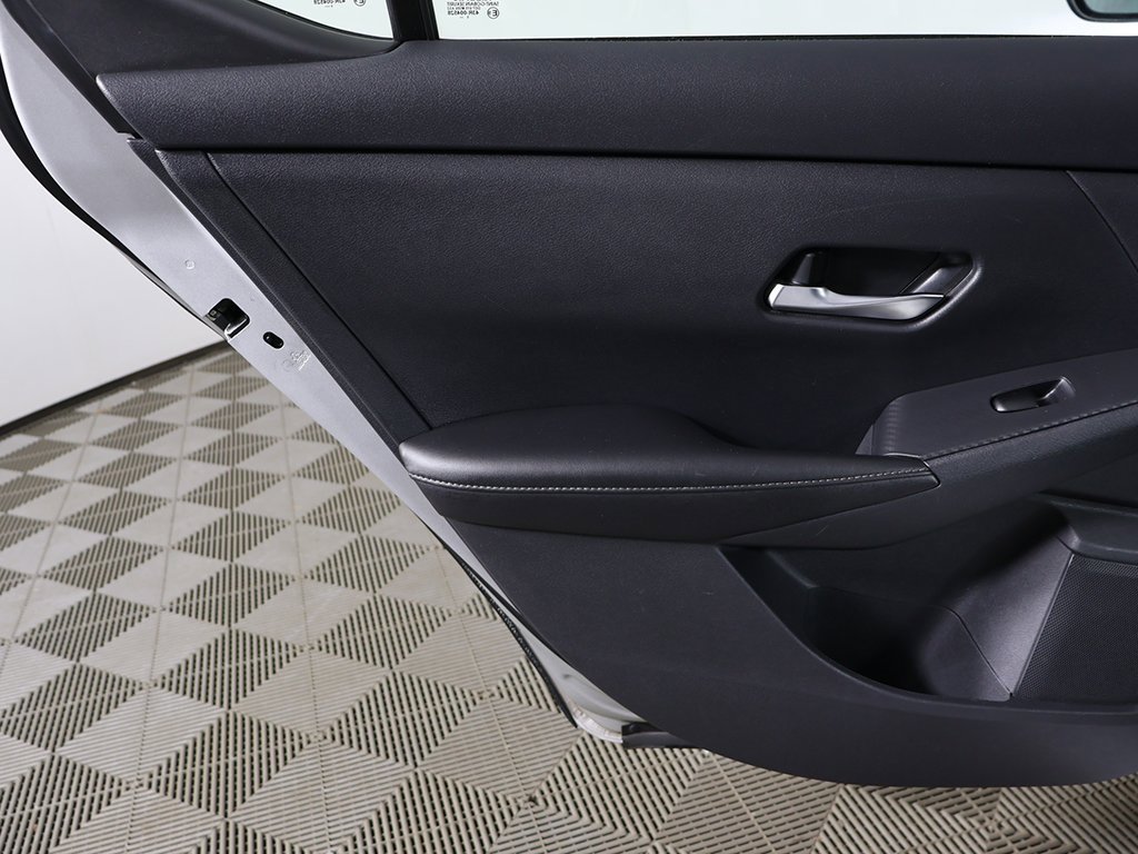 Used 2022 Nissan Sentra SV image 19