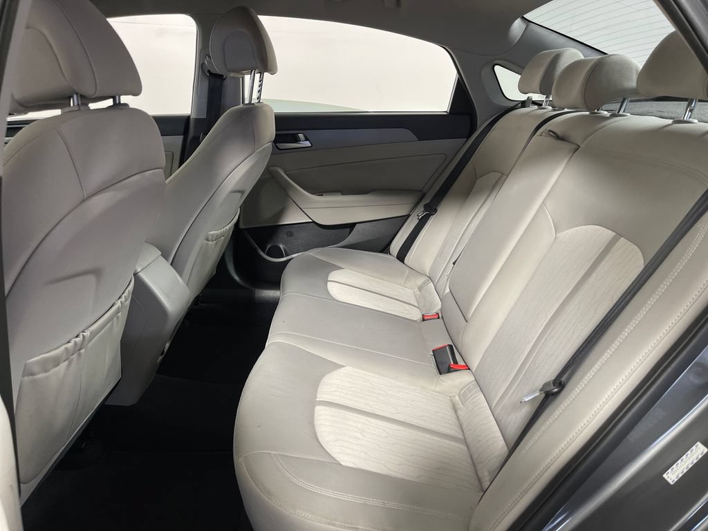 Used 2017 Hyundai Sonata SE FWD image 13