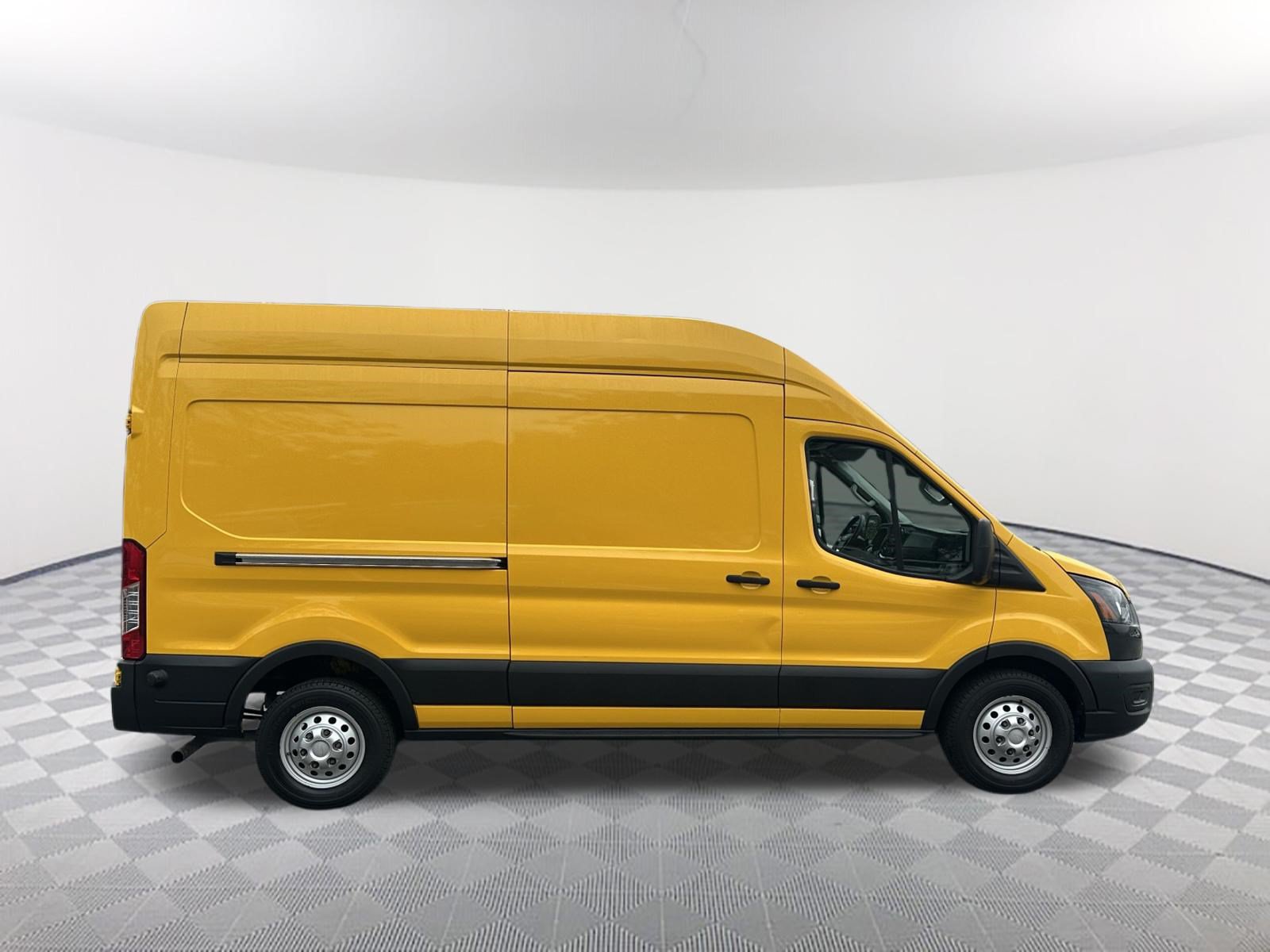 Used 2023 Ford Transit 250 148 High Roof AWD w/ Load Area Protection Package image 4