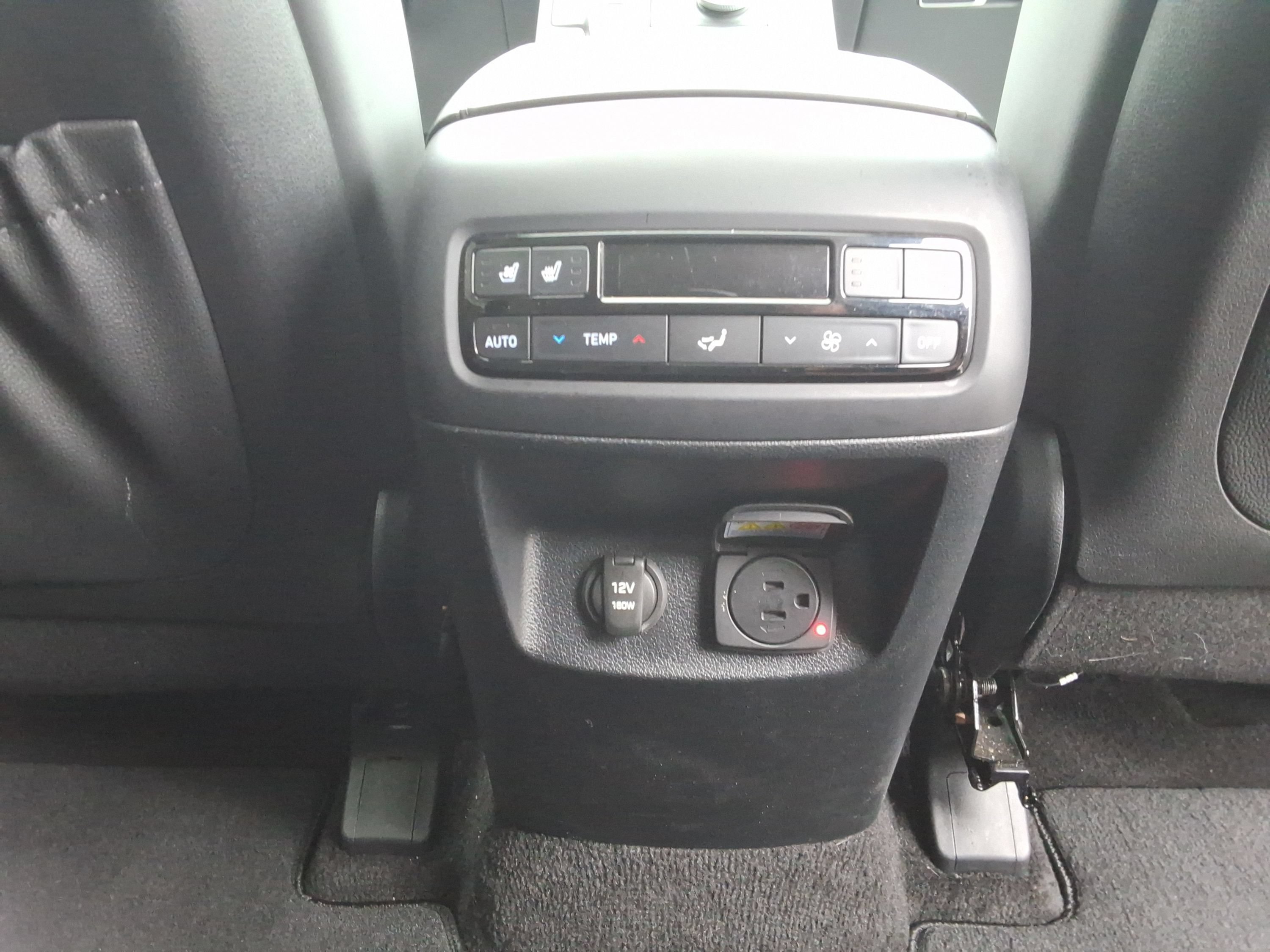 Used 2025 Hyundai Palisade SEL AWD/4WD image 25