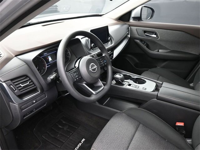 Certified 2023 Nissan Rogue SV image 18