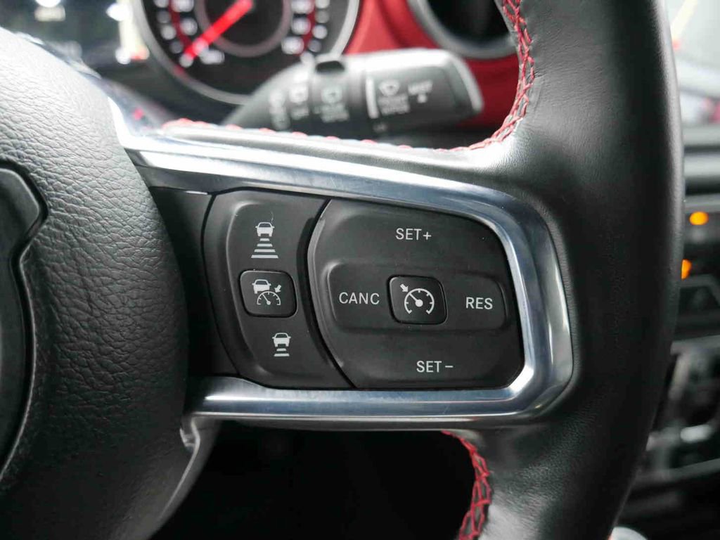 Used 2021 Jeep Wrangler Unlimited Rubicon image 41