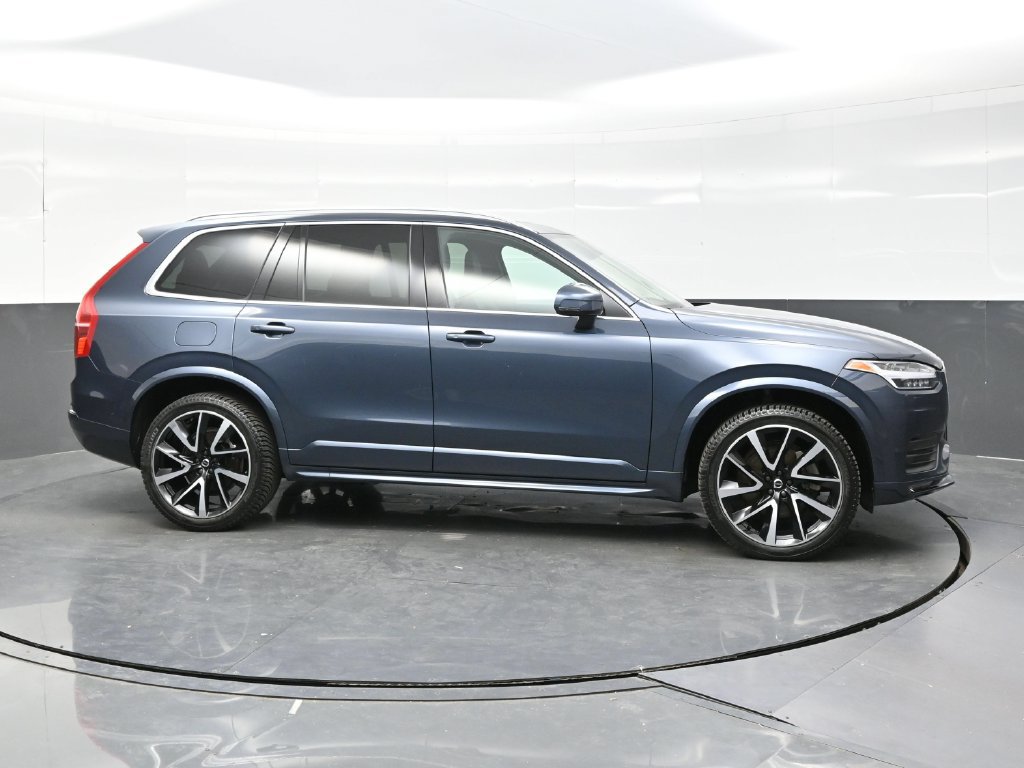Used 2022 Volvo XC90 T6 Momentum w/ Advanced Package AWD/4WD image 8