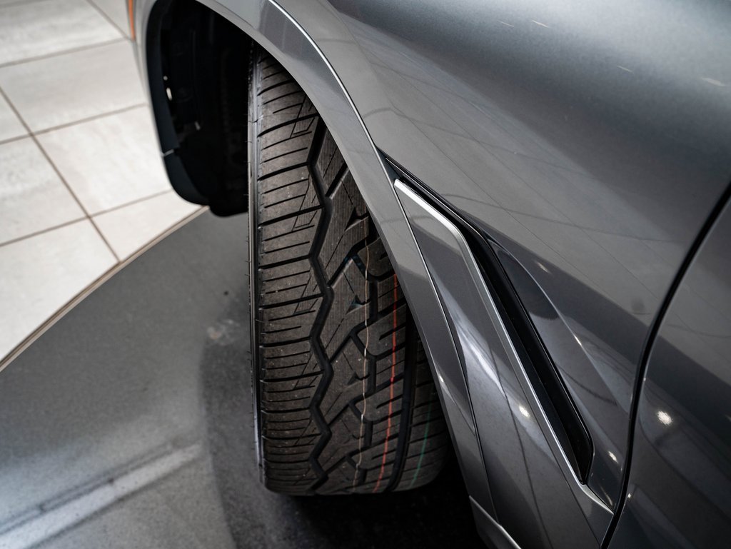 Used 2024 BMW X6 M60i w/ Dynamic Handling Package image 49