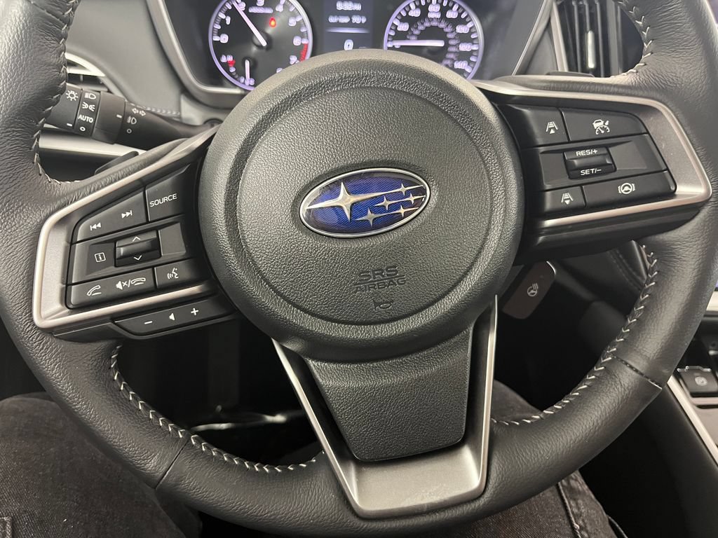 Used 2025 Subaru Outback Limited AWD/4WD image 22