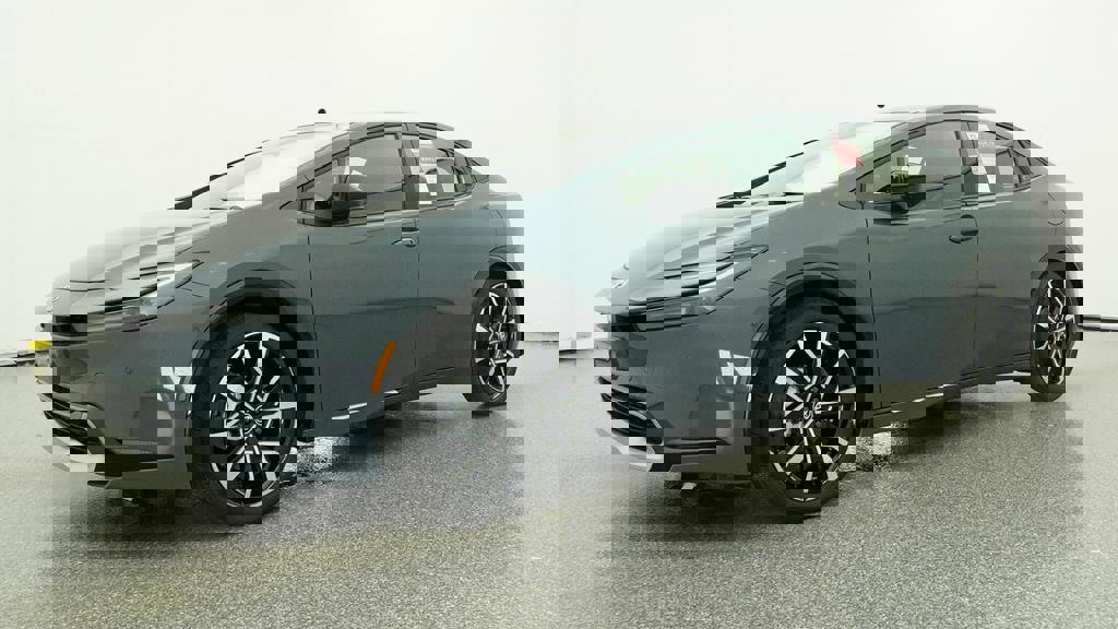 New 2026 Toyota Prius Plug-In Hybrid image 5