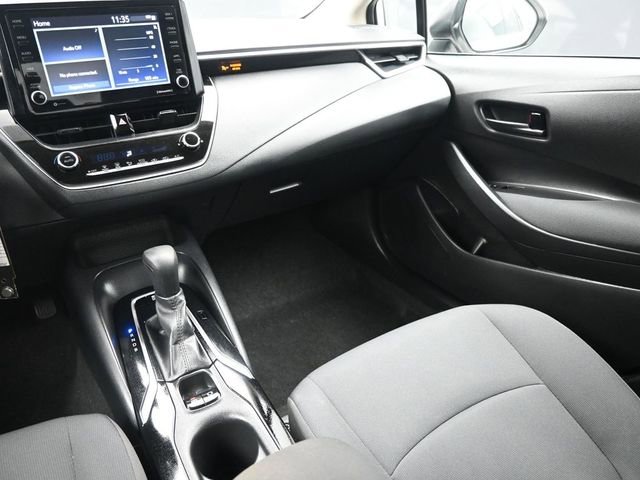 Used 2022 Toyota Corolla LE image 11