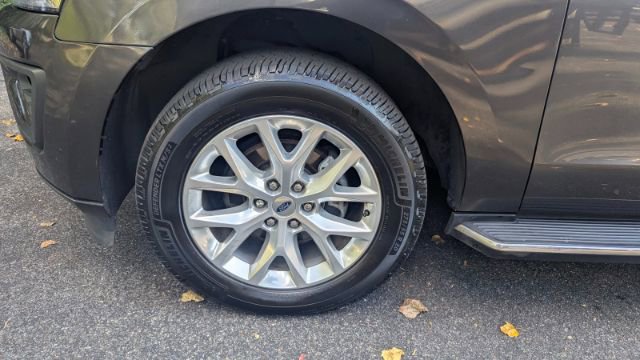 Used 2021 Ford Expedition Max XLT image 54